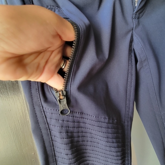 Lululemon Navy Blue Low Rise Zip Up Skinny Pants Size 4 Stretchy Front Rise 9" - Picture 4 of 8
